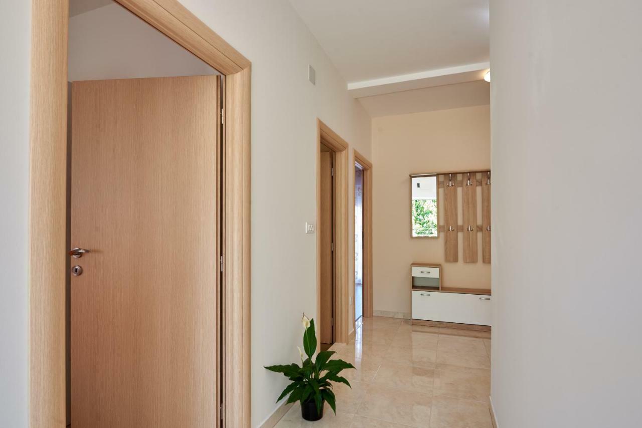 Apartman TIM Trogir Bagian luar foto