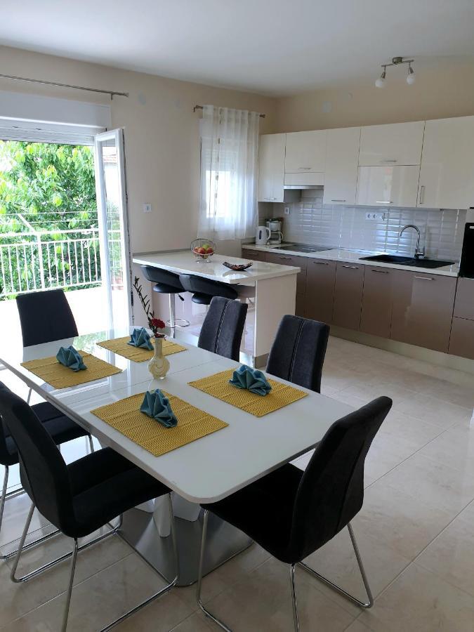 Apartman TIM Trogir Bagian luar foto